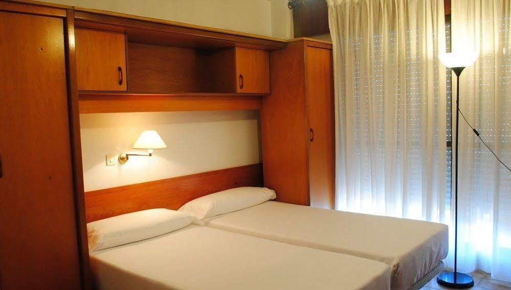 Apartamentos Suaces 노하 외부 사진